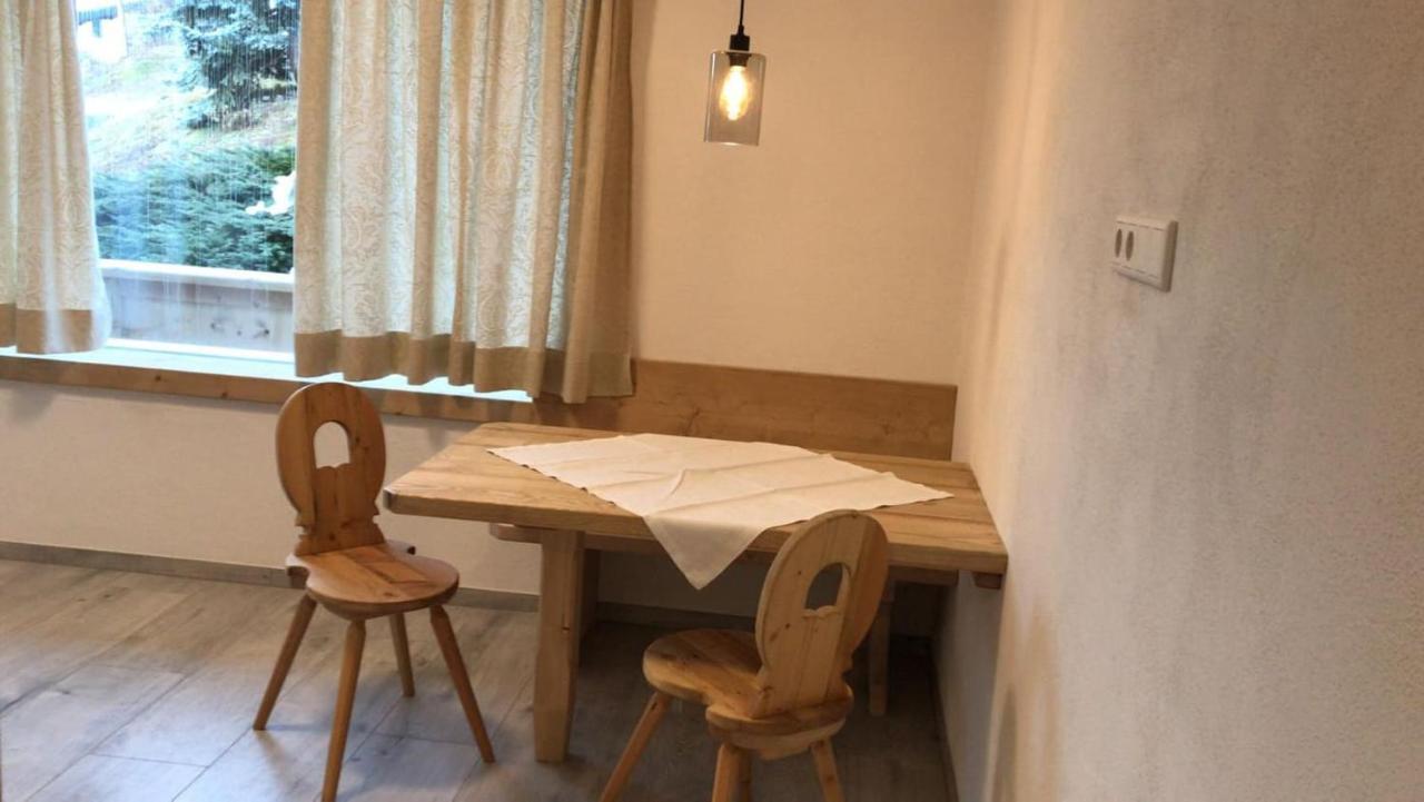 Birklstueberl Restaurant Und Appartement Seefeld in Tirol Eksteriør billede