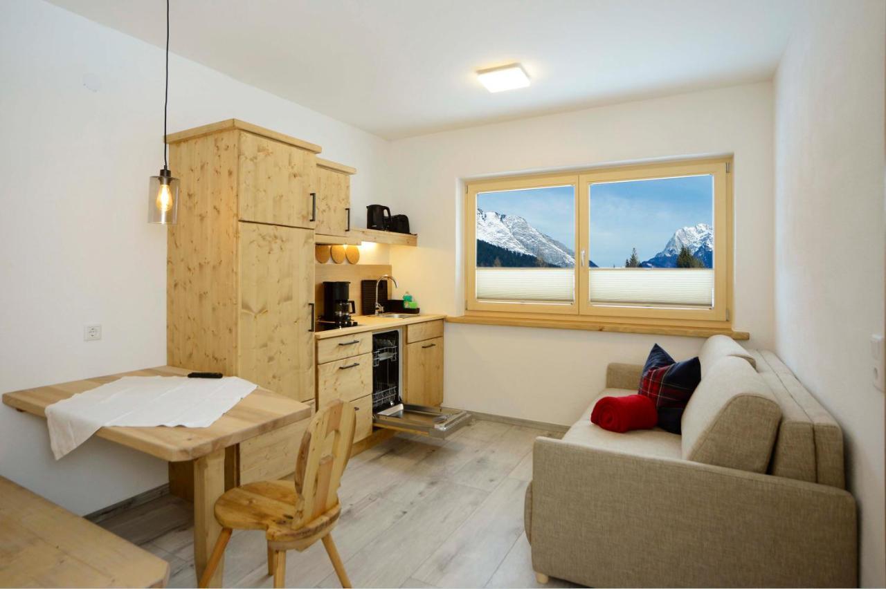 Birklstueberl Restaurant Und Appartement Seefeld in Tirol Eksteriør billede